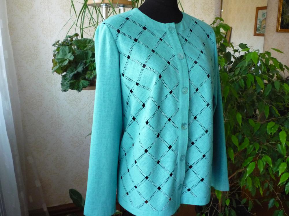 Фото 46 — Блузка с вырезом-лодочкой