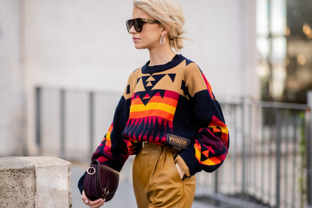 Фото 45 — Стильный образ с пальто и сапогами